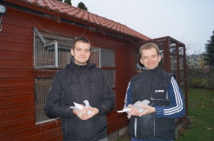 Od lewej organizator WG Polska Adrian Kasprzak wraz z opiekunem Andrzejem Kasprzakiem